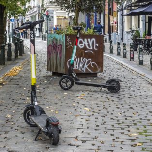 Parkplätze für E-Scooter in der Innenstadt – Freiheit ade?